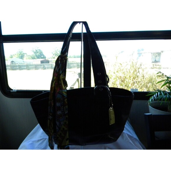 Vintage Coach Black Leather Soho Handbag Shoulder Purse D05D-9544 - Picture 1 of 11